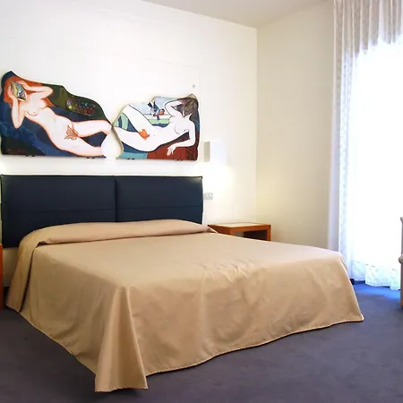 Arte Hotel 4*